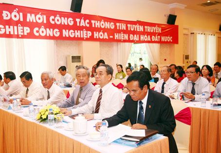 Các đại biểu tham gia đại hội. Ảnh: P.Dẫu