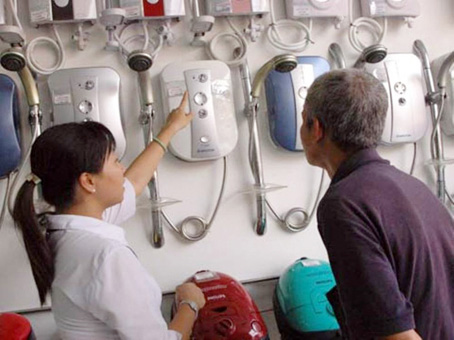 [Image: images590422_13_May_nuoc_nong.jpg]