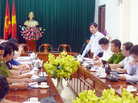Quang cảnh buổi làm việc.