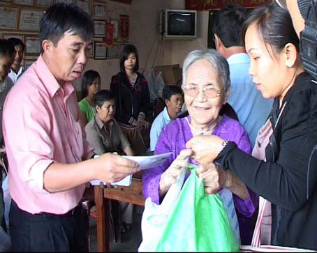 Một tấm gương giàu lòng nhân ái
