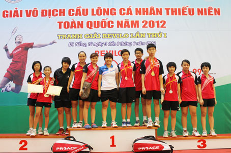 Các VĐV Đồng Nai chụp hình lưu niệm tại giải