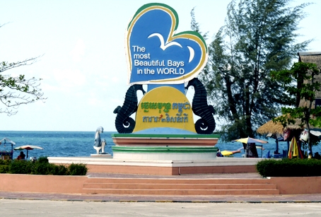 Đông đảo du khách đến với Sihanoukville.