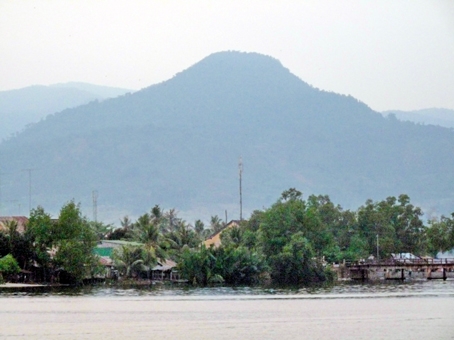núi Tà Lơn ភ្នំ​បូកគោ Phnom Bokor núi Bướu Bò