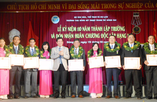 Deputy Minister Huynh Vinh Ai 