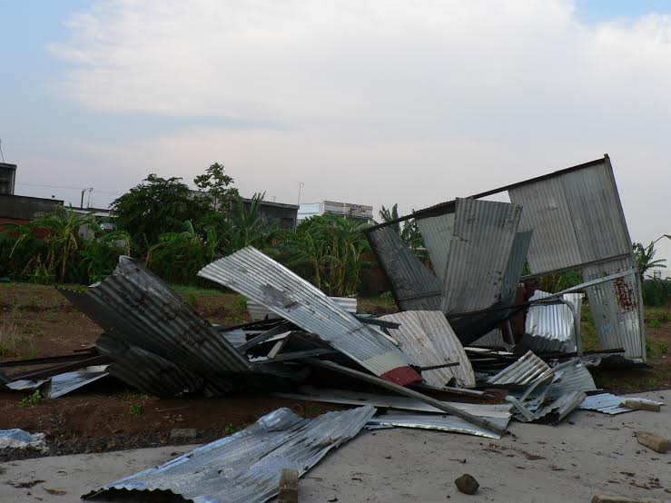 một căn nhà tại ấp Thuận An bị sập hoàn toàn