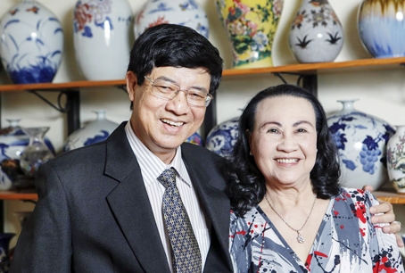 Vợ chồng thi sĩ Nguyễn Nguyên Bảy - Lý Phương Liên.