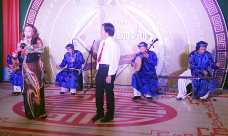 A “Don ca tai tu” performance. Photo for illustration.