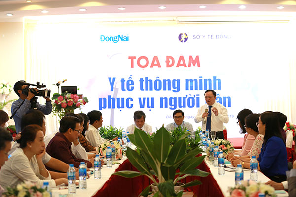 Giám đốc Sở Y tế Phan Huy Anh Vũ phát biểu tại buổi hội thảo. Ảnh: Huy Anh