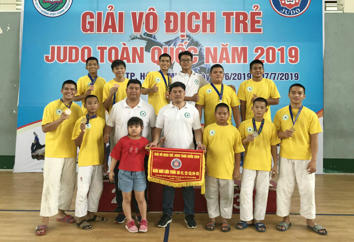 Dong Nai team.