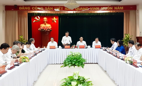 Họp xử lý những vấn đề “nóng“ trên địa bàn tỉnh