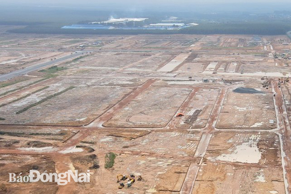 Một góc khu tái định cư Lộc An – Bình Sơn đang được thi công