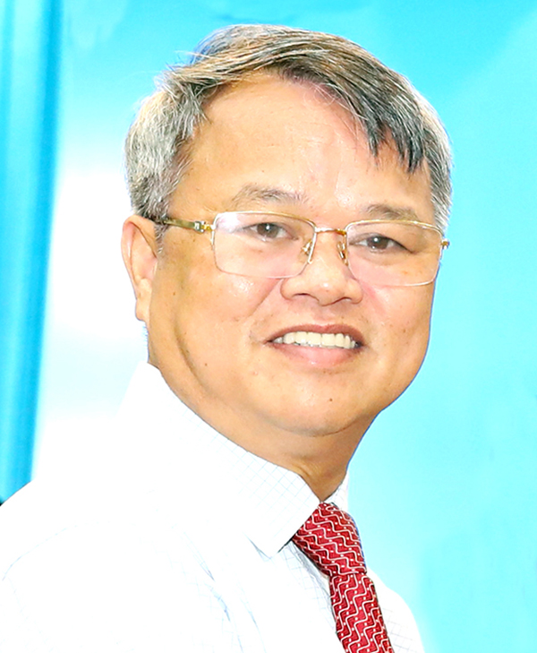 Chủ tịch UBND tỉnh Cao Tiến Dũng