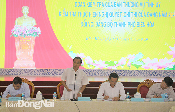 Toàn cảnh buổi làm việc.