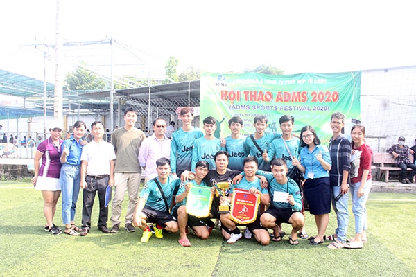 Công nhân Công ty TNHH Dịch vụ sản xuất thiết bị Aureole (ADMS) (TP.Biên Hòa) tham gia hội thao do Công đoàn và công ty phối hợp tổ chức