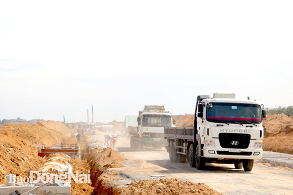 Khu tái định cư Lộc An - Bình Sơn hiện đang được thi công xây dựng có khả năng đáp ứng nhu cầu đất tái định cư cho người dân vùng dự án Sân bay Long Thành. Ảnh:P. Tùng