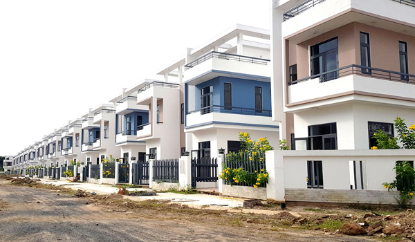 Khu dân cư Tân Thịnh (H.Trảng Bom) có gần 500 căn nhà xây dựng trái phép đang đợi xử lý. Ảnh: U.Nhi