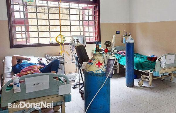 Bệnh nhân Covid-19 nặng đang được điều trị tại Bệnh viện Đa khoa Thống Nhất