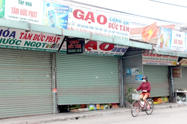 Nhiều cửa hàng tạp hóa bán hàng thiết yếu ở P.Tam Phước (TP.Biên Hòa) đóng cửa trong thời gian thực hiện cách ly xã hội