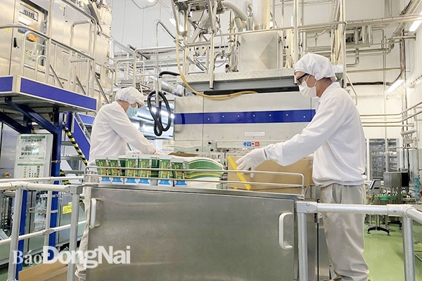 Sản phẩm sữa, cà phê sản xuất tại Công ty TNHH Nestlé Việt Nam.