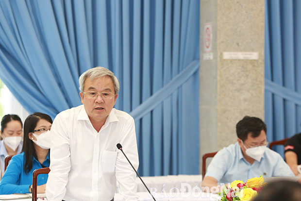 Chủ tịch Ủy ban MTTQ Việt Nam tỉnh Cao Văn Quang phát biểu tại họi nghị. Ảnh: Huy Anh