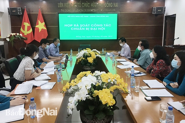 Ban vận động thành lập Hội Hữu nghị Việt Nam – ASEAN tỉnh Đồng Nai tổ chức cuộc họp rà soát công tác chuẩn bị đại hội (ảnh: X.Tuyến)