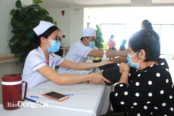 Bệnh tăng huyết áp diễn biến âm thầm nhưng nguy hiểm