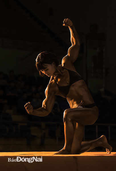 Nét đẹp cơ bắp - giải nhì cuộc thi ảnh Đồng Nai 2021. Ảnh: Trần Hữu Cường