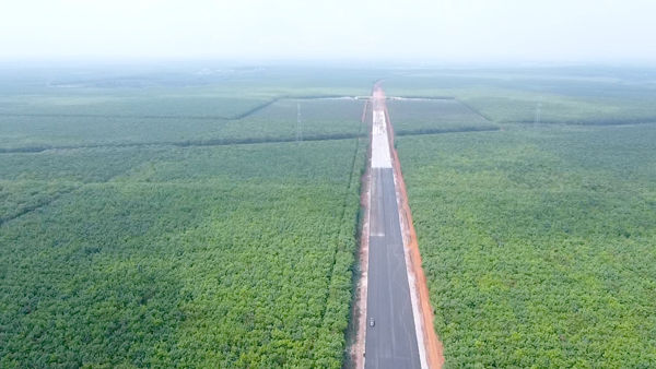 Khi hoàn thành, đường cao tốc sẽ rút ngắn thời gian di chuyển từ TP.HCM, Đồng Nai đến các tỉnh vùng duyên hải Nam Trung bộ, cũng như giải quyết tình trạng quá tải cho quốc lộ 1 hiện tại