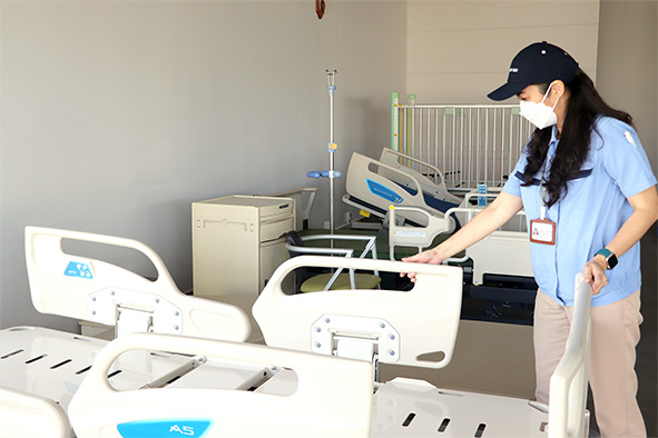 Công ty TNHH Paramount Bed Việt Nam (Khu công nghiệp Long Đức, H.Long Thành) sản xuất giường cho các bệnh viện