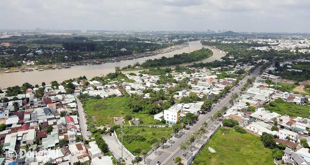  bridge will cross two river branches, from Thong Nhat ward to Co Isle and from Co Isle to Pho Isle in Hiep Hoa commune