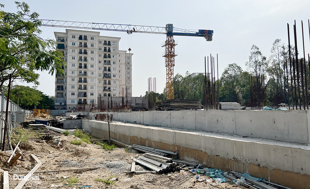 Dự án nhà ở xã hội A6, A7 của Công ty CP Kinh doanh nhà Đồng Nai tại TP.Biên Hòa quy mô hơn 400 căn đang triển khai, dự kiến hoàn thành vào năm 2024