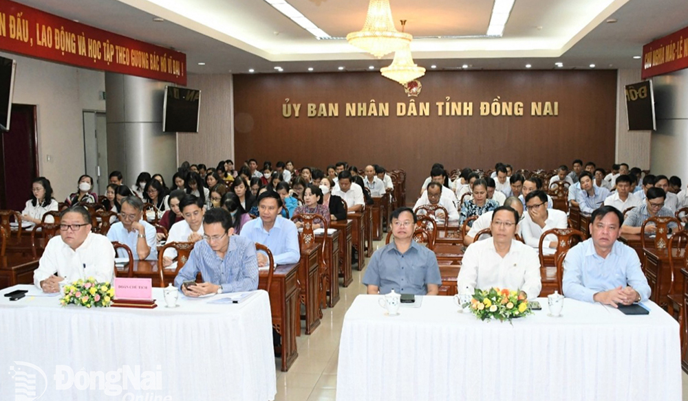 Quang cảnh hội nghị