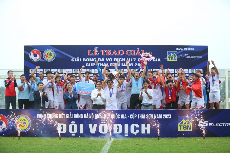 Viettel vô địch Giải U.17 quốc gia Cúp Thái Sơn Nam 2023