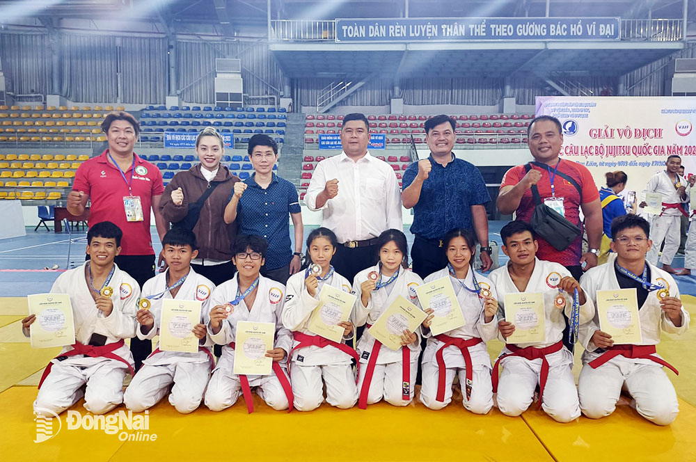 Ban huấn luyện và các VĐV Jujitsu Đồng Nai