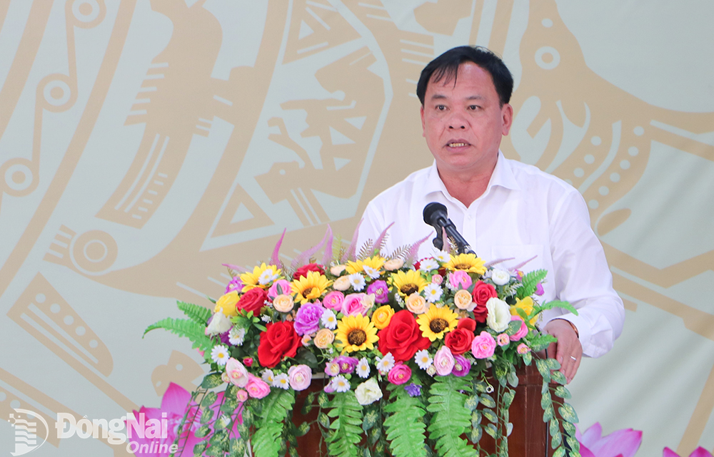 Phó chủ tịch UBND tỉnh Võ Tấn Đức trả lời các kiến nghị của người dân