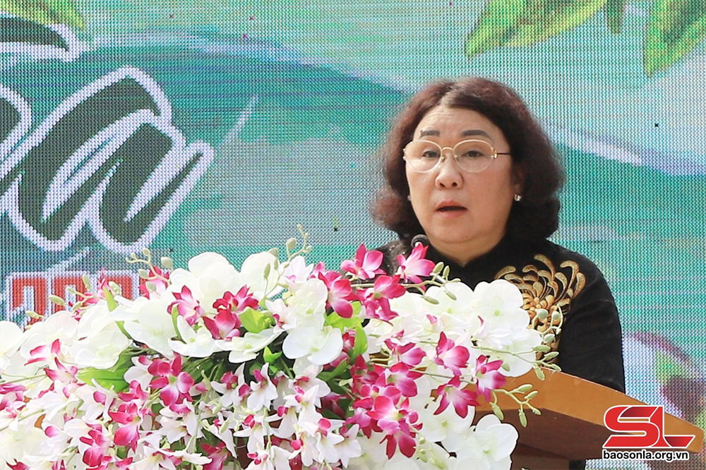Đồng chí Tráng Thị Xuân phát biểu tại Ngày hội