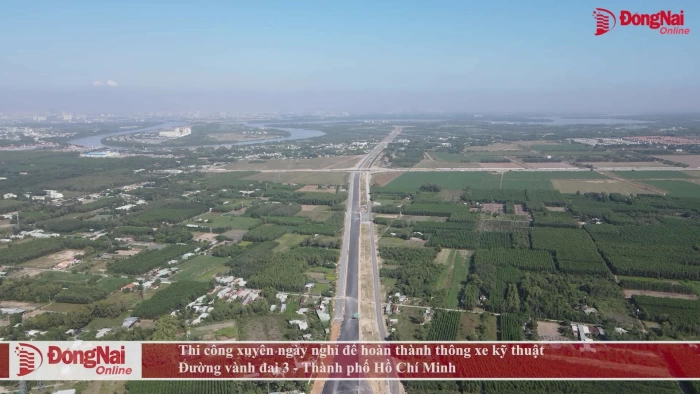 Thi công xuyên ngày nghỉ để hoàn thành thông xe kỹ thuật Đường vành đai 3 - Thành phố Hồ Chí Minh