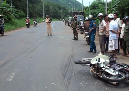 Hiện trường vụ tai nạn ở huyện Thống Nhất.