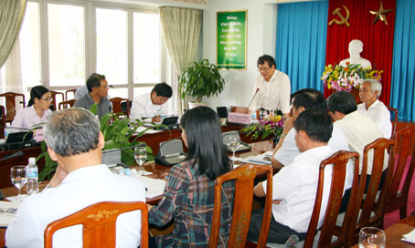 Đồng chí Vũ Ngọc Hoàng, UVTW Đảng, Phó trưởng ban thường trực Ban Tuyên giáo Trung ương làm việc tại Đồng Nai về việc đưa Nghị quyết của Đảng vào cuộc sống.             