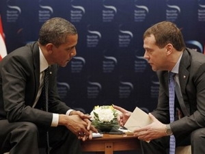 Tổng thống Mỹ Barack Obama và người đồng cấp Nga Dmitry Medvedev. (Nguồn: AP)