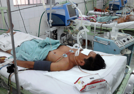 Một trường hợp bị ngộ độc rượu được điều trị tại Bệnh viện đa khoa Đồng Nai.