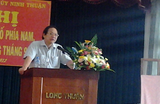 Đồng chí Trương Minh Tuấn, Phó trưởng ban Tuyên giáo Trung ương phát biểu tại hội nghị