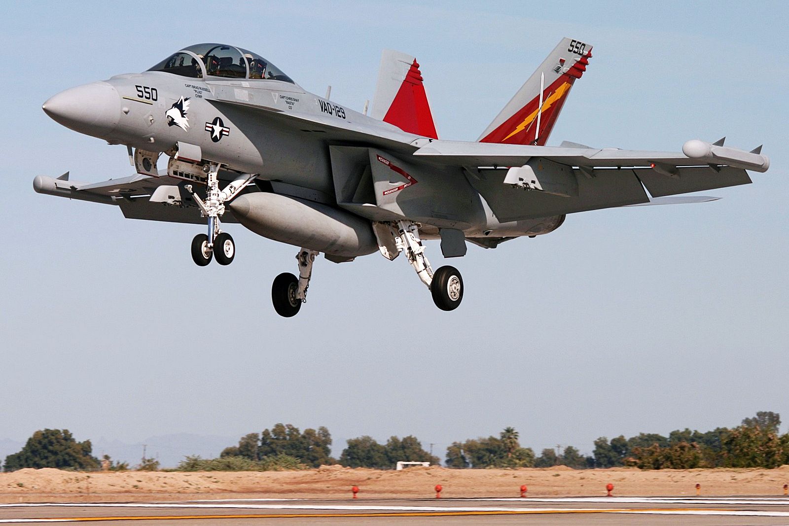 Máy bay tác chiến điện tử thế hệ mới EA-18G Growler của Mỹ