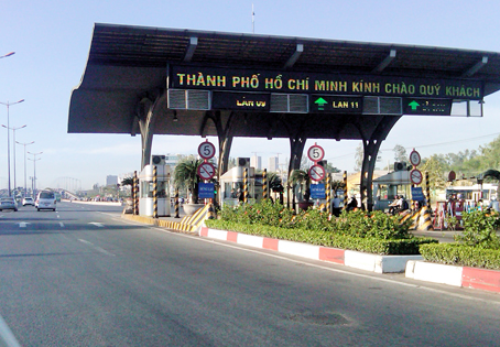 Trạm thu phí xa lộ Hà Nội sáng 18-2 vẫn rất thông thoáng.
