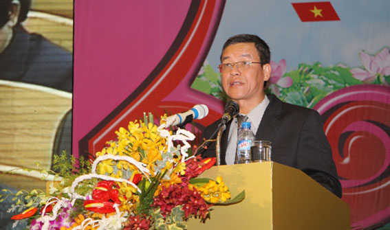  Đồng chí Đinh Quốc Thái phát biểu tại hội nghị