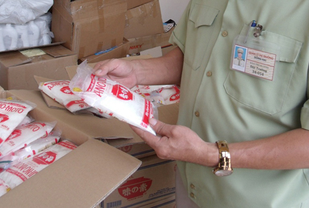 Phát hiện sản xuất, kinh doanh bột ngọt, xà bông giả