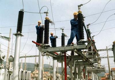 Thiếu 122km đường dây điện trung thế dùng cho sản xuất