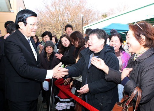 Chiều 16-3, Chủ tịch nước Trương Tấn Sang đến thăm hỏi nhân dân tỉnh Ibaraki.