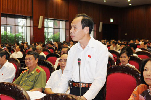 Đại biểu Trương Văn Vở (đoàn Đồng Nai) phát biểu tại Hội trường