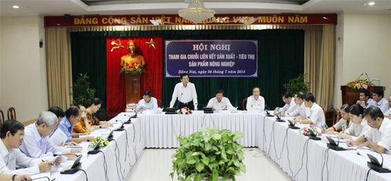 Phó chủ tịch UBND tỉnh Võ Văn Chánh chủ trì hội nghị